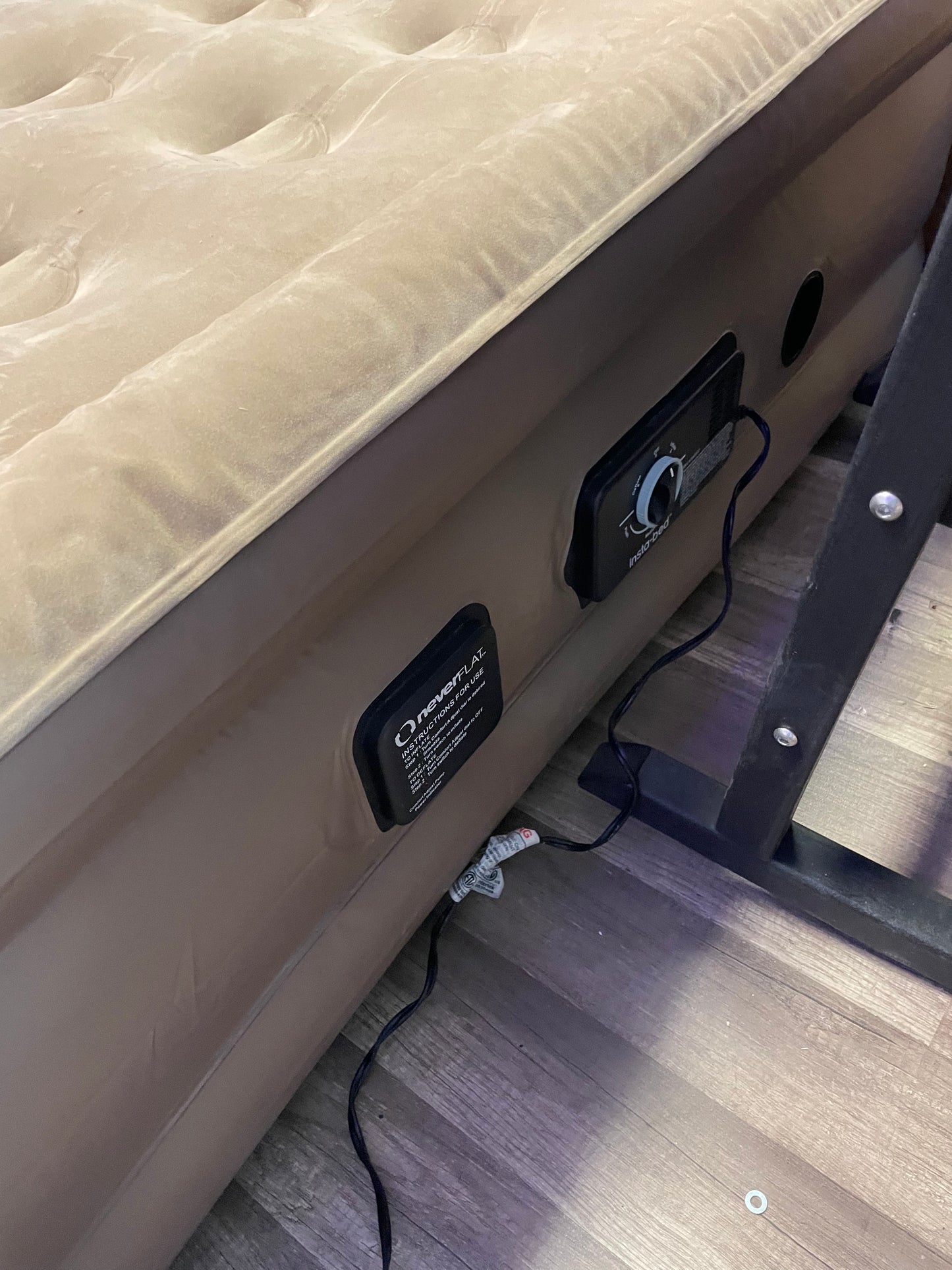 Raised 19 inch Queen Airbed with NeverFLAT Pump
