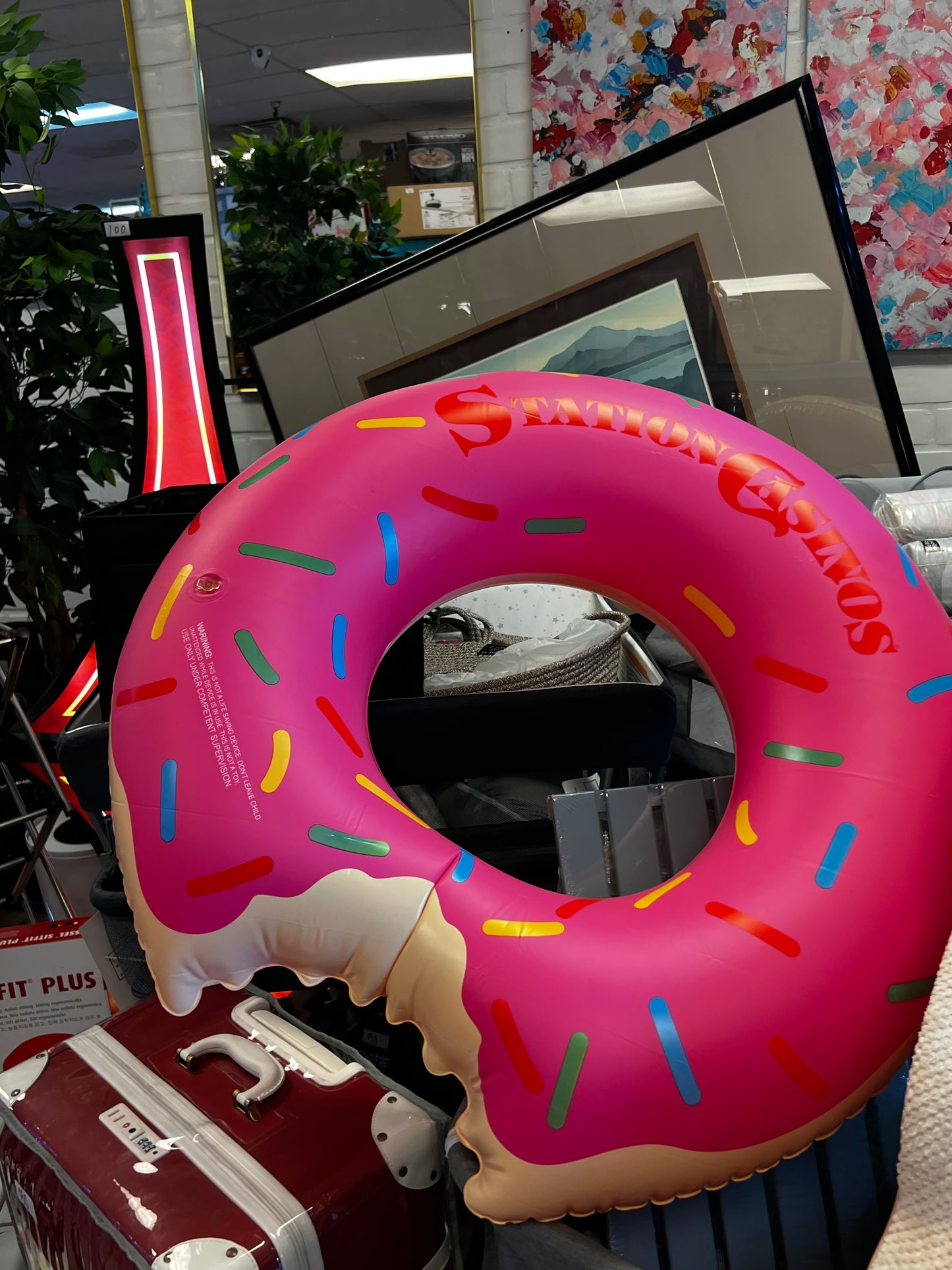 SPLASH Wham-O Inflatable Strawberry Donut Swimming Pool Ring Float …