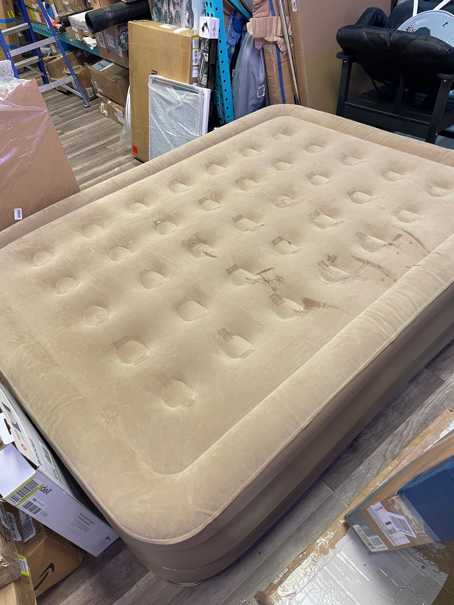 Raised 19 inch Queen Airbed with NeverFLAT Pump