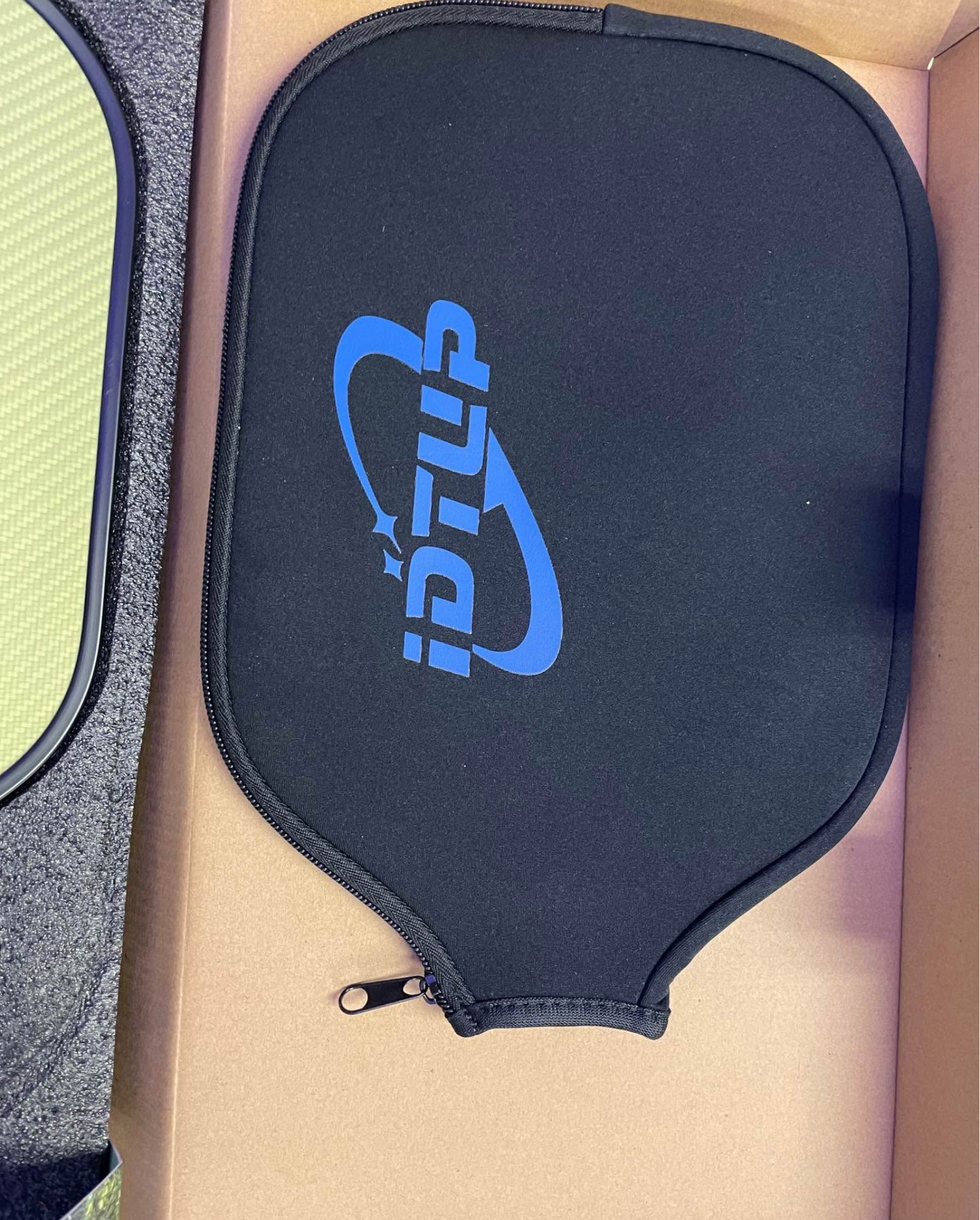 Thermoformed Pickleball Paddles,KEVLAR Fiber Pickle ball Paddle,16MM Professional Carbon Fiber Pickleball Racket Set for Lightweight,Durable,and Precision-Controlled Performance,USAPA Approved,1 Cover