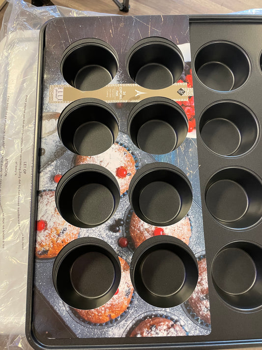 24 cupcake pan